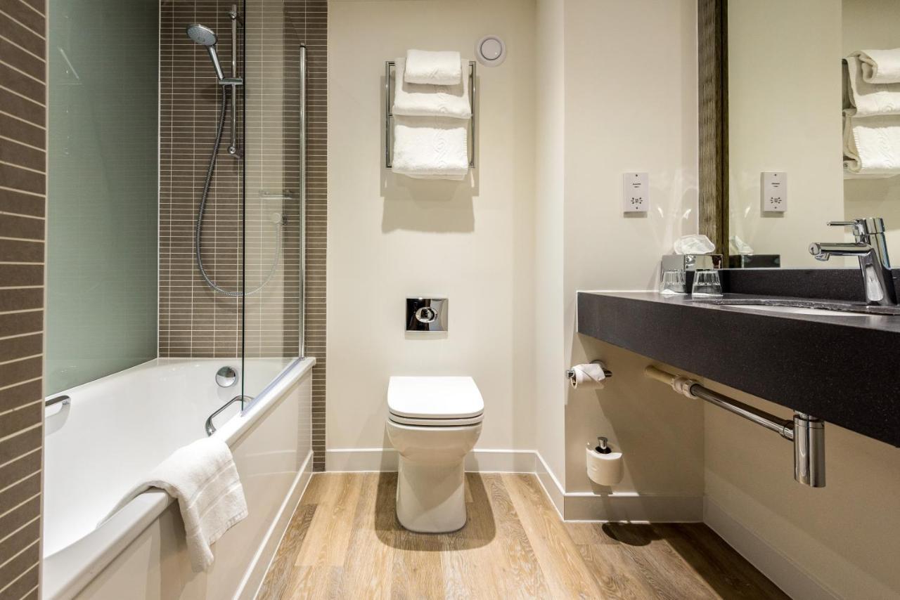 Holiday Inn Warrington By Ihg Kültér fotó