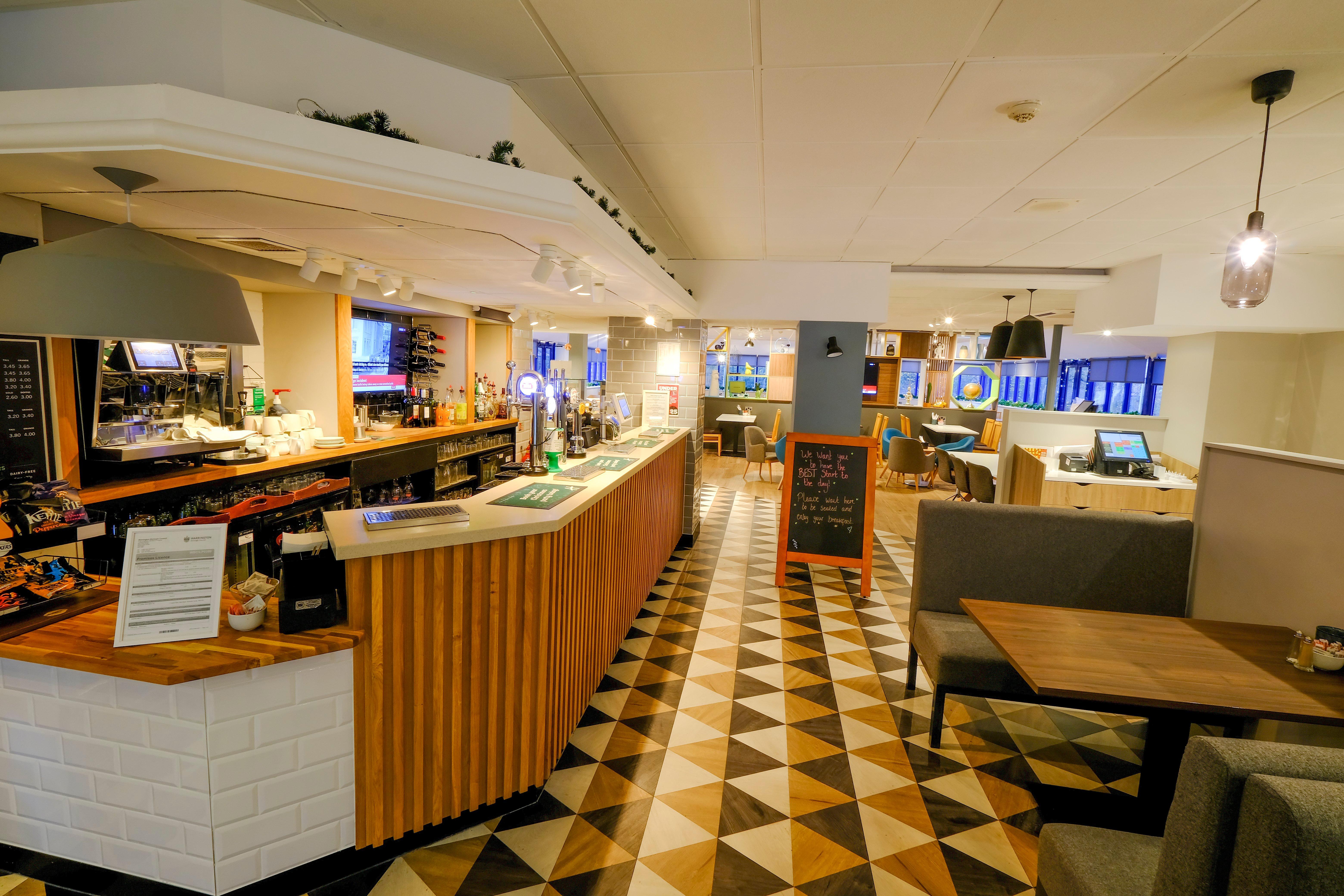 Holiday Inn Warrington By Ihg Kültér fotó