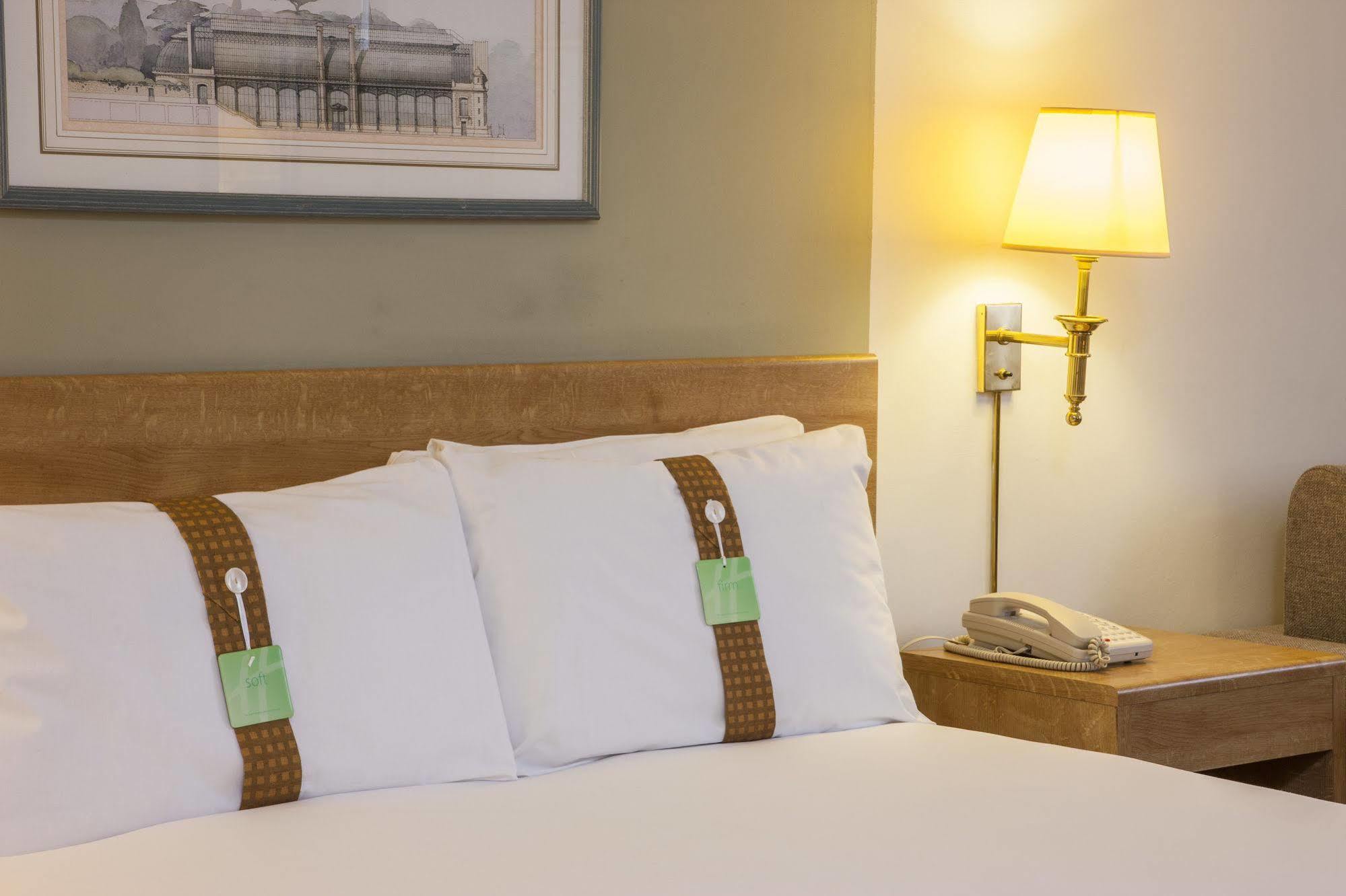 Holiday Inn Warrington By Ihg Kültér fotó