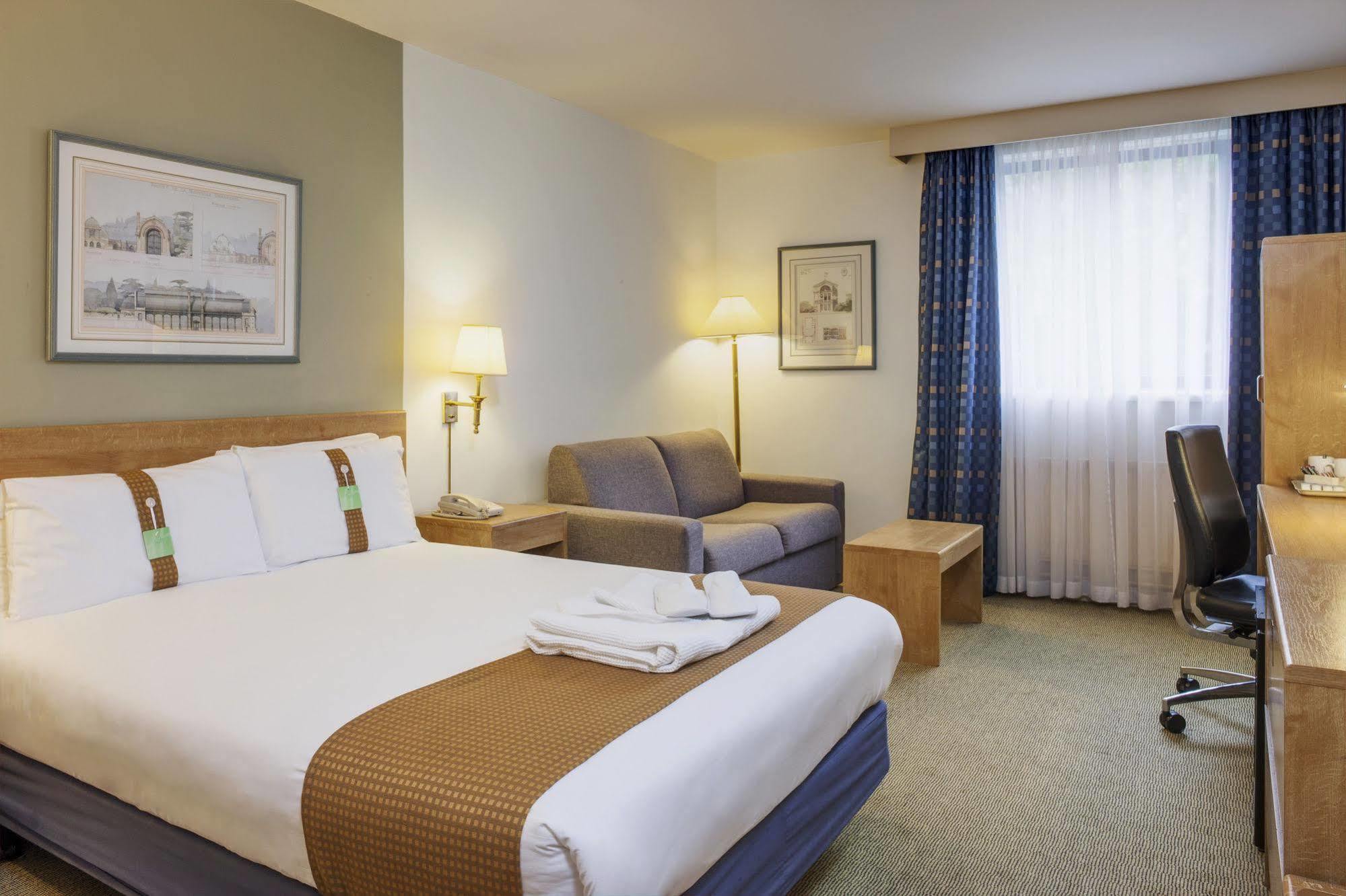 Holiday Inn Warrington By Ihg Kültér fotó